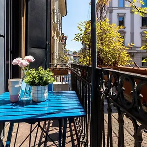Apartment Joivy Charming Apt With Terrace In The Very Heart Of, Milan